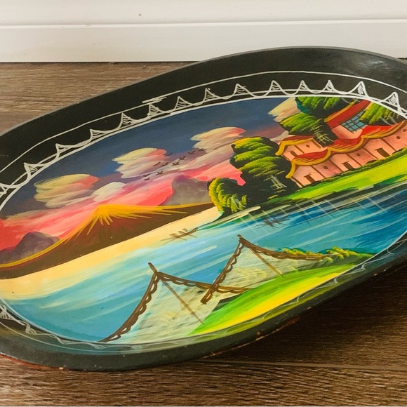 Hand painted tray - Picture 1 of 7
